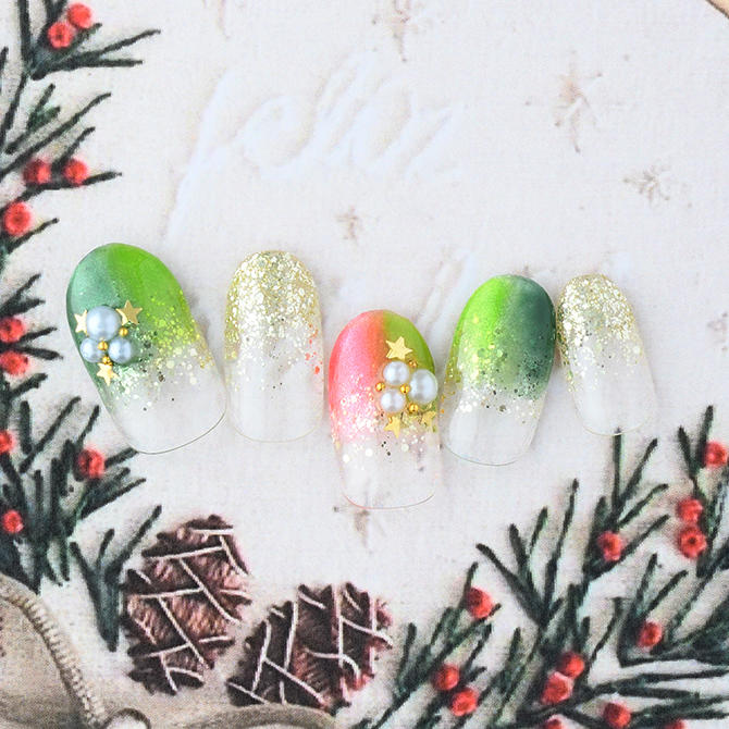 <center>グリーンのグラデーションにボリューム感たっぷりのパールを<br>(K11-CP1-ST12)</center>