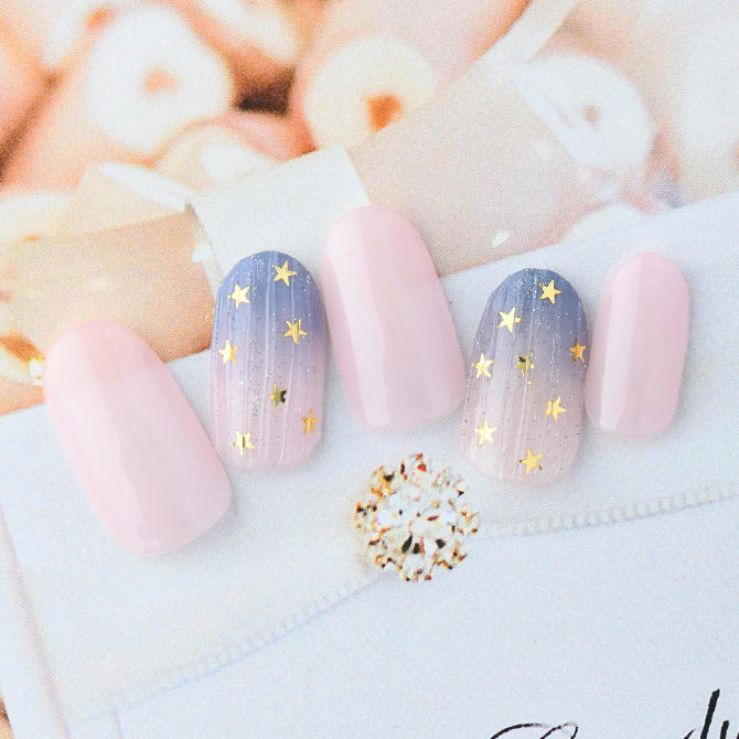 <center>星が輝く春の夜明けは立体的アートで表情を楽しんで<br>(L03-S12)</center>