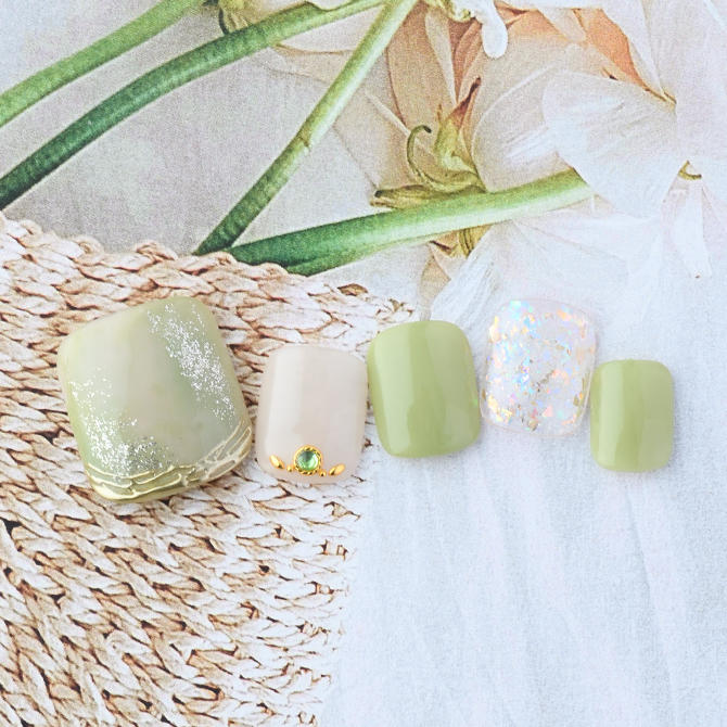 <center>【FOOT】マーブル×ニュアンスミラーがアートを華やかに引き立てて<br>(L03-S14)</center>