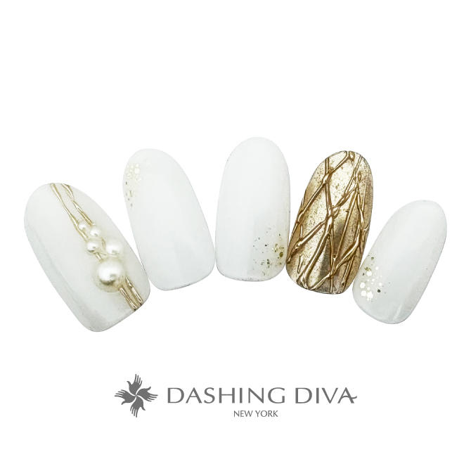 ピュアなホワイトにゴールドミラーの煌めきを添えて（L01-CP1-S11）