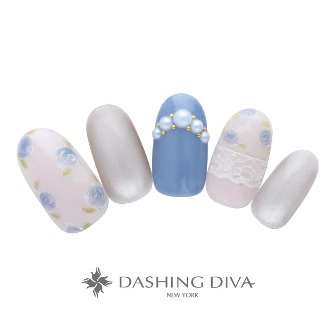 ブルーのミニローズはパールとマグネットで上品に仕上げて（L03-P13）