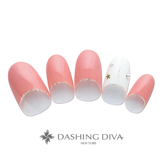シルバーラインのピンク逆フレンチ クリスマスネイル ネイルデザイン ネイルサロンのダッシングディバ Dashing Diva